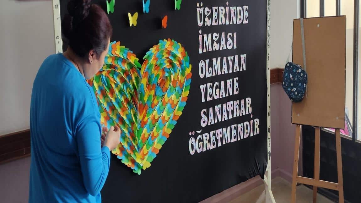 24 Kasım Öğretmenler Günü Okul Panomuz Hazırlandı